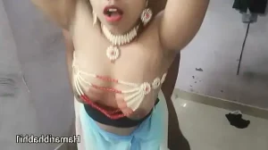 Hot Indian Desi saree ass fuck. Desi bhabhi sex in saree.